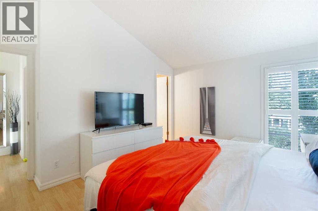 354 Brae Glen Road Sw, Calgary, Alberta  T2W 1B6 - Photo 20 - A2284150