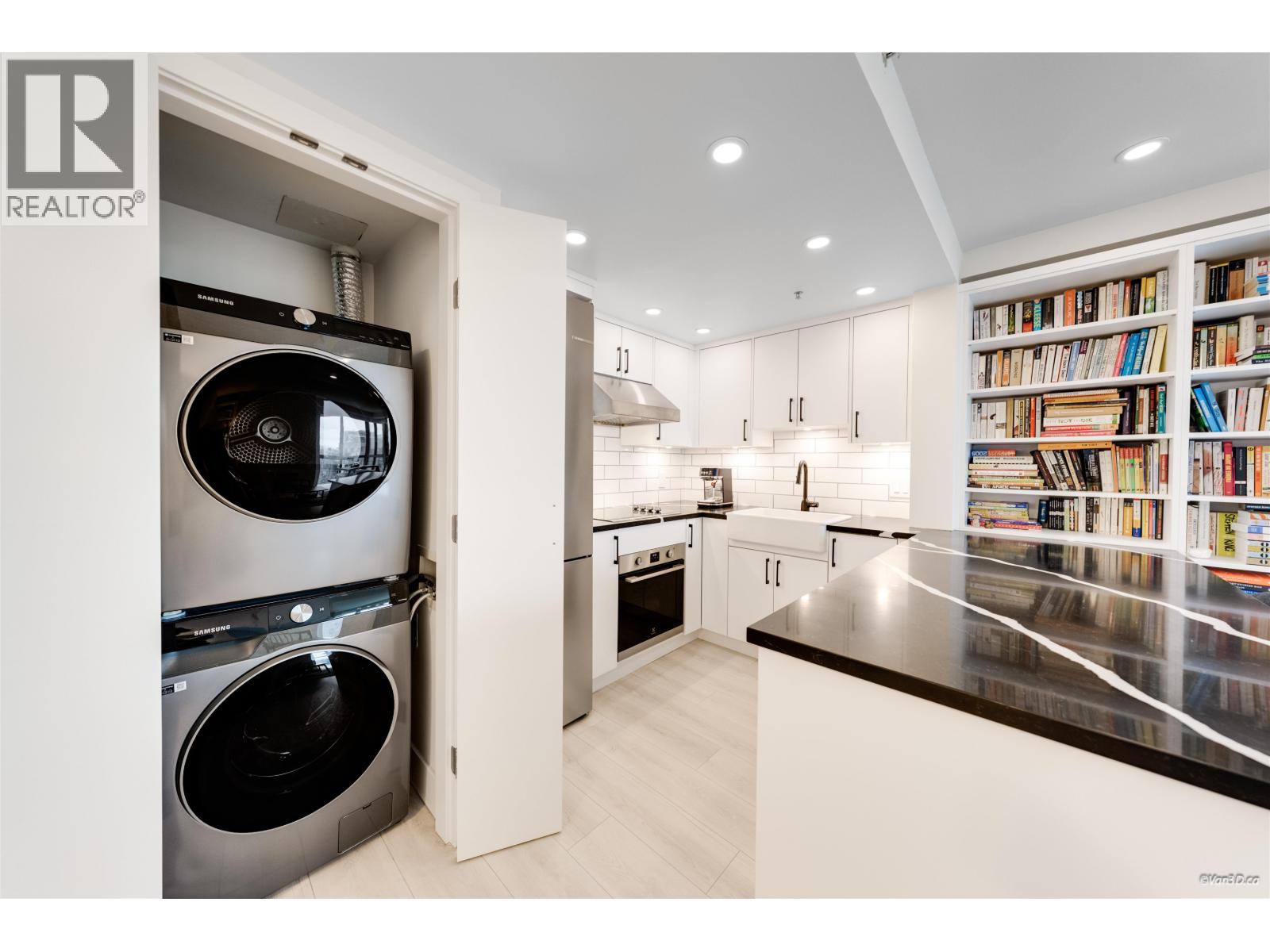 2704 1188 Howe Street, Vancouver, British Columbia  V6Z 2S8 - Photo 6 - R3085680