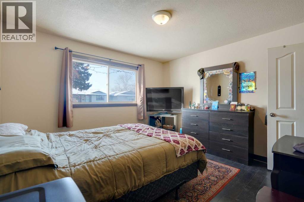 312 Pinegreen Close Ne, Calgary, Alberta  T1Y 1W3 - Photo 11 - A2280869