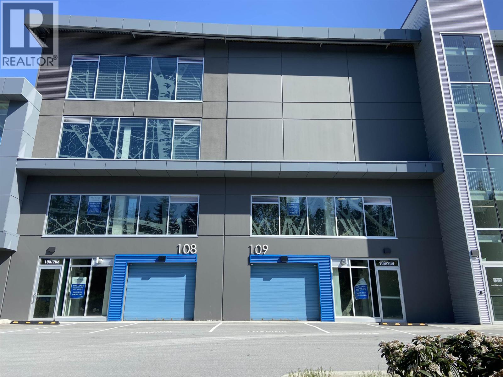 Listing Picture 10 of 13 : 107-109 4888 VANGUARD ROAD, Richmond / 烈治文 - 魯藝地產 Yvonne Lu Group - MLS Medallion Club Member