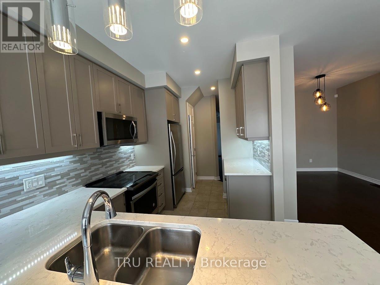 130 Eric Maloney Way, Ottawa, Ontario  K1T 0R1 - Photo 16 - X12770154