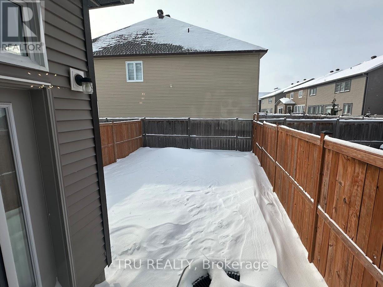 130 Eric Maloney Way, Ottawa, Ontario  K1T 0R1 - Photo 37 - X12770154