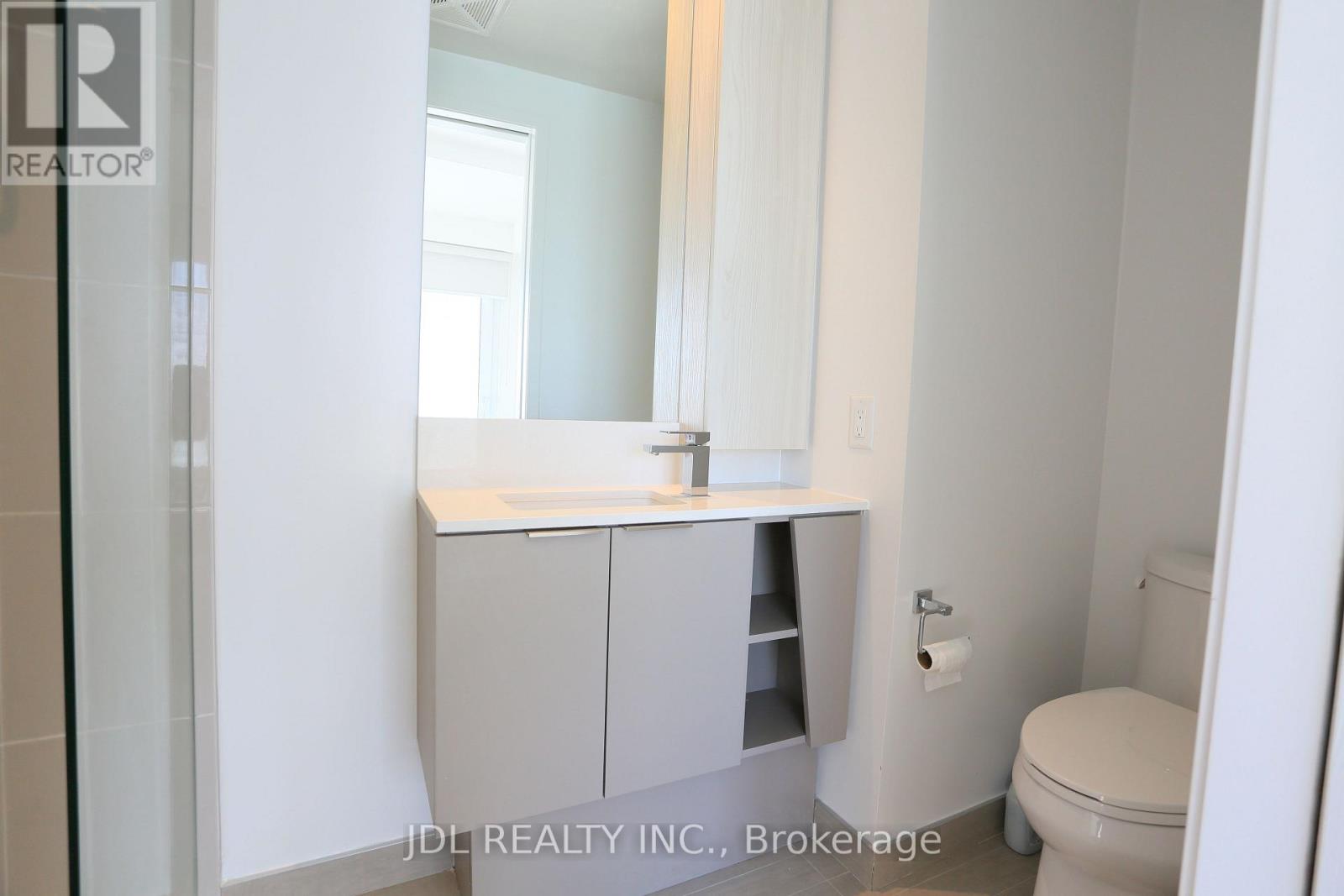 5609 - 3900 Confederation Parkway, Mississauga, Ontario  L5B 0M3 - Photo 12 - W12627068