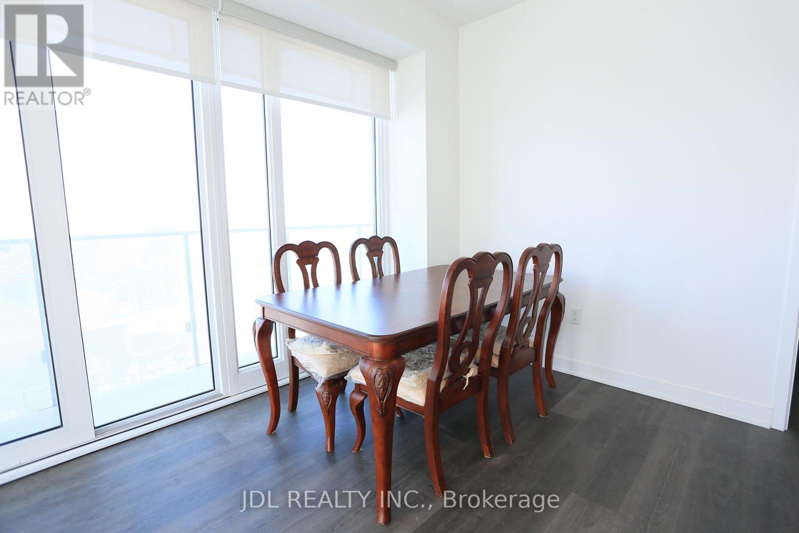 5609 - 3900 Confederation Parkway, Mississauga, Ontario  L5B 0M3 - Photo 9 - W12627068