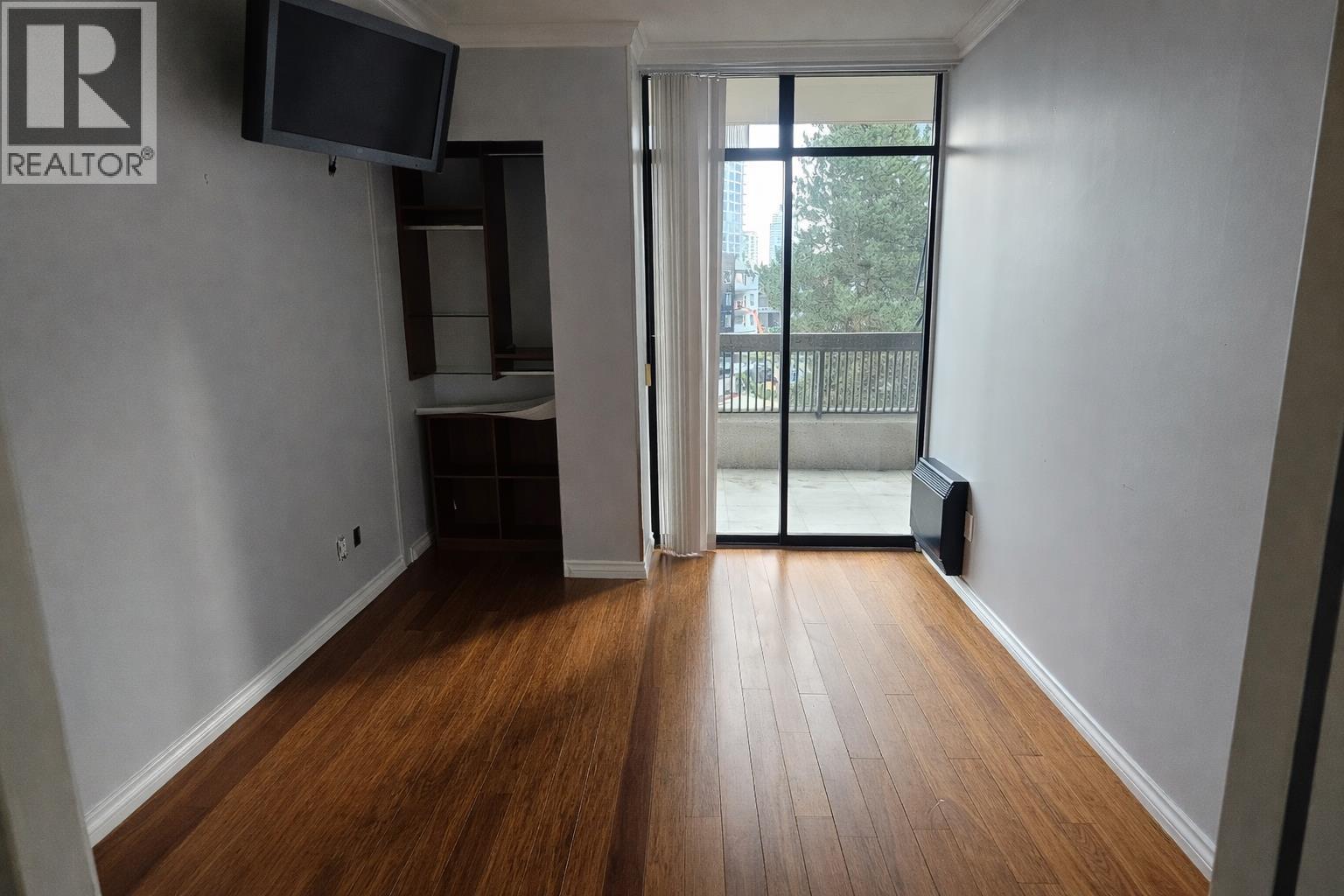 70x 5932 Patterson Avenue, Burnaby, British Columbia  V5H 4B4 - Photo 17 - R3087752