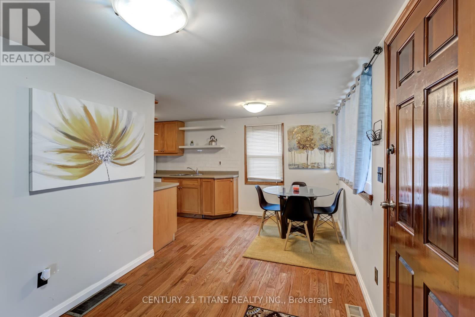 130 West Beach Road, Clarington (Bowmanville), Ontario  L1C 3K3 - Photo 8 - E12770156