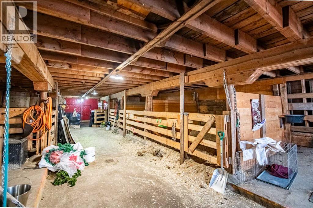 274052 Township Road, Rural Ponoka County, Alberta  T4J 1V9 - Photo 35 - A2283047