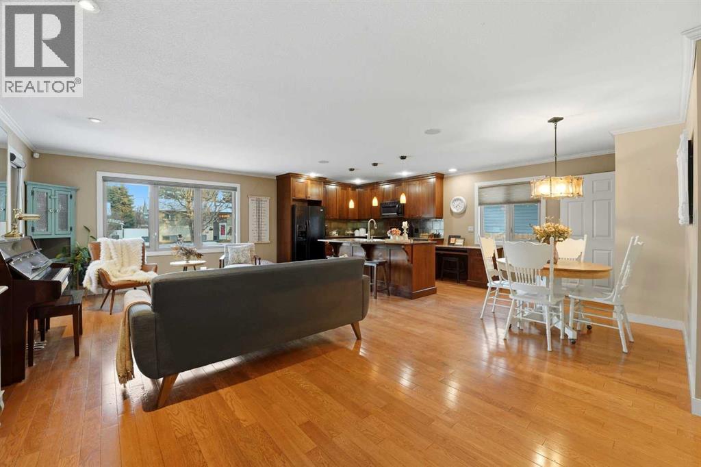 14 Sherwood Crescent, Red Deer, Alberta  T4N 0A3 - Photo 5 - A2278810