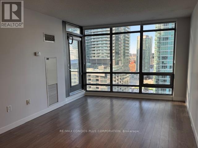 1905 - 3 Navy Wharf Court, Toronto (Waterfront Communities), Ontario  M5V 3V1 - Photo 18 - C12544458