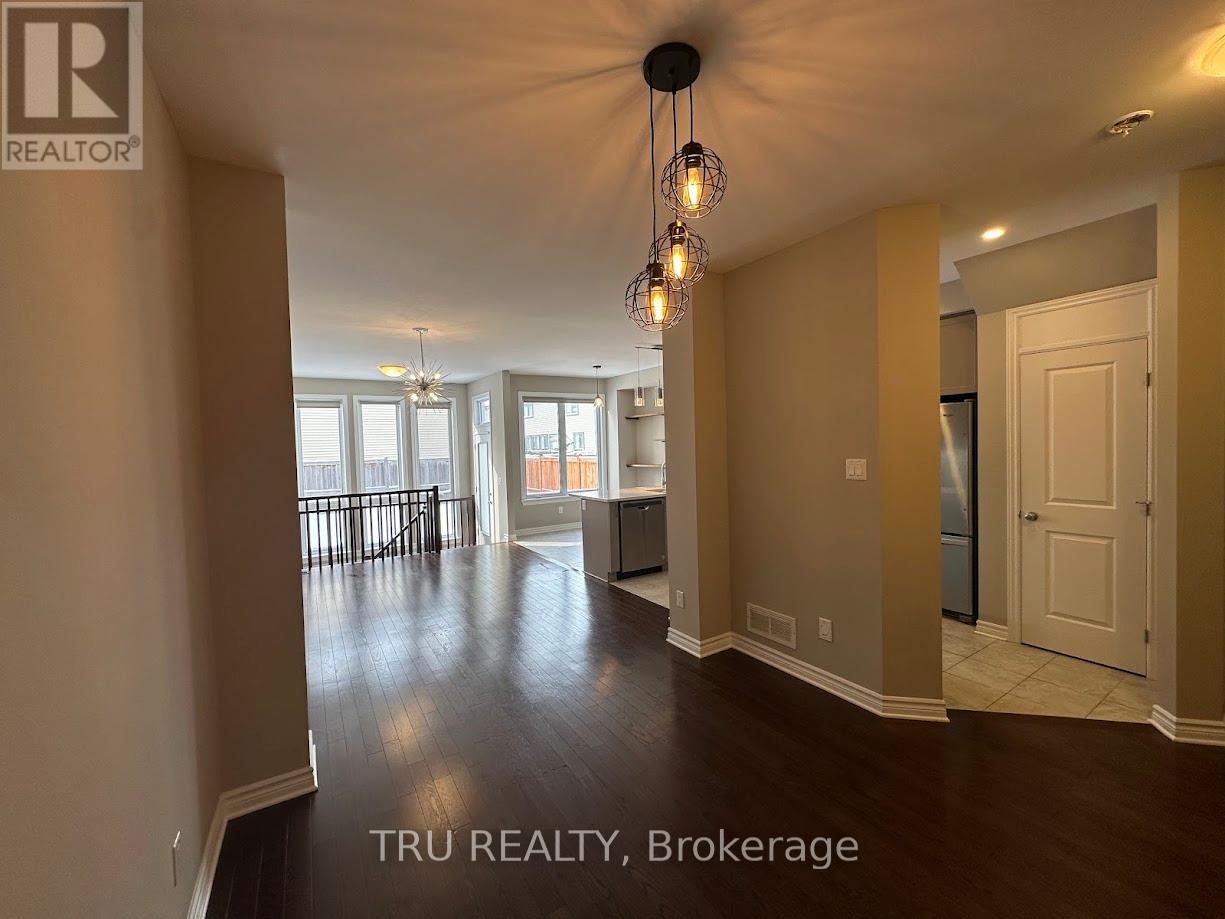 130 Eric Maloney Way, Ottawa, Ontario  K1T 0R1 - Photo 8 - X12770174