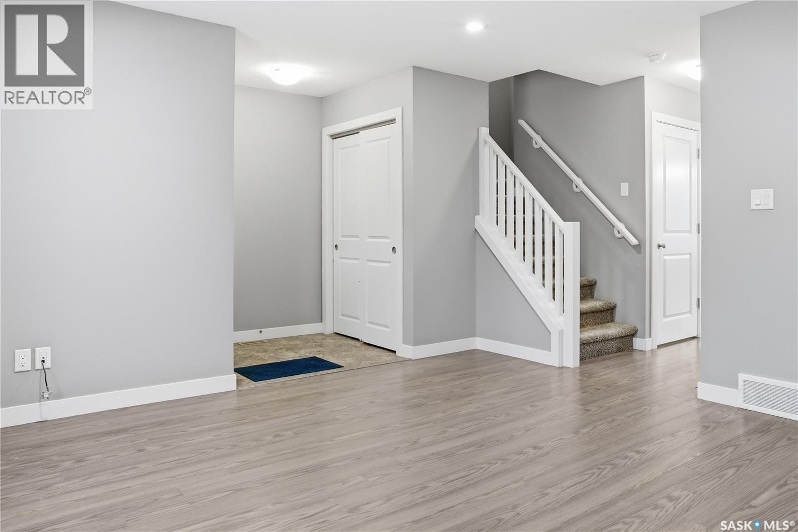 5128 Aerial Crescent, Regina, Saskatchewan  S4W 0C8 - Photo 8 - SK020083