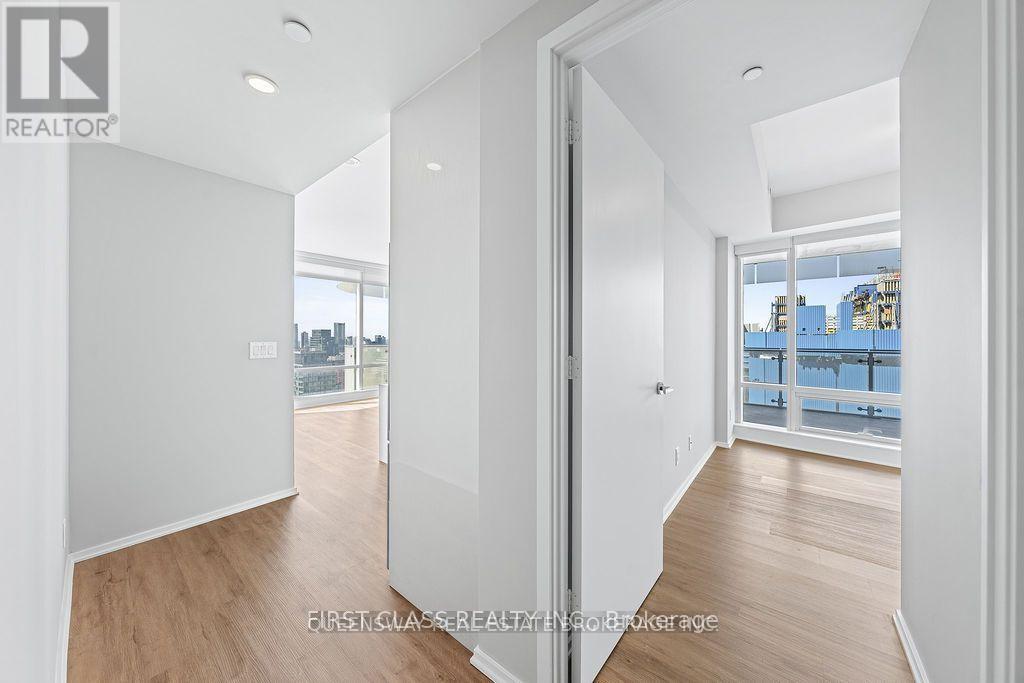 3707 - 1 Bloor Street E, Toronto (Church-Yonge Corridor), Ontario  M4W 1A9 - Photo 6 - C12770188