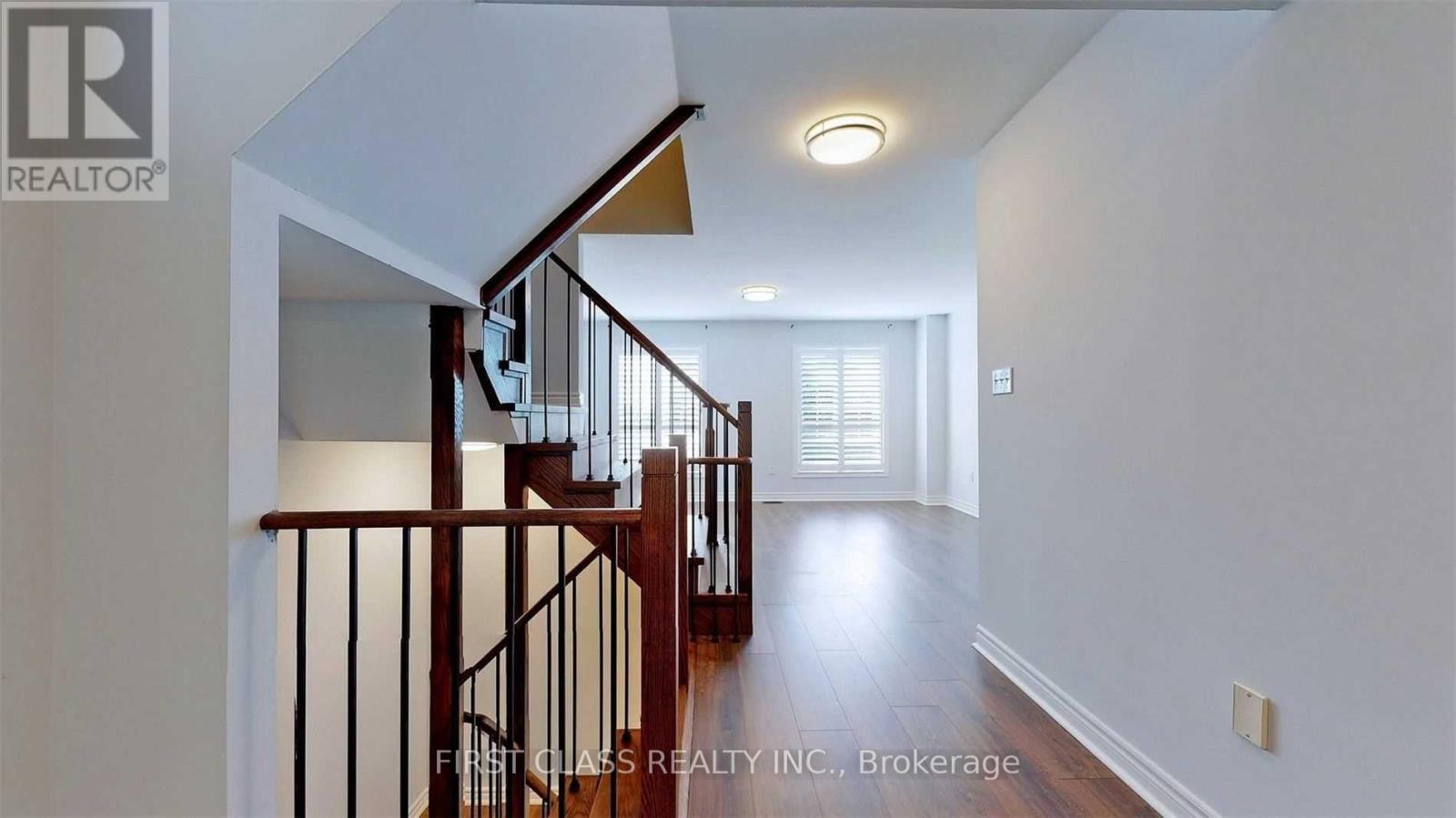 112 Revelstoke Crescent, Richmond Hill (Langstaff), Ontario  L4B 4T5 - Photo 13 - N12770186