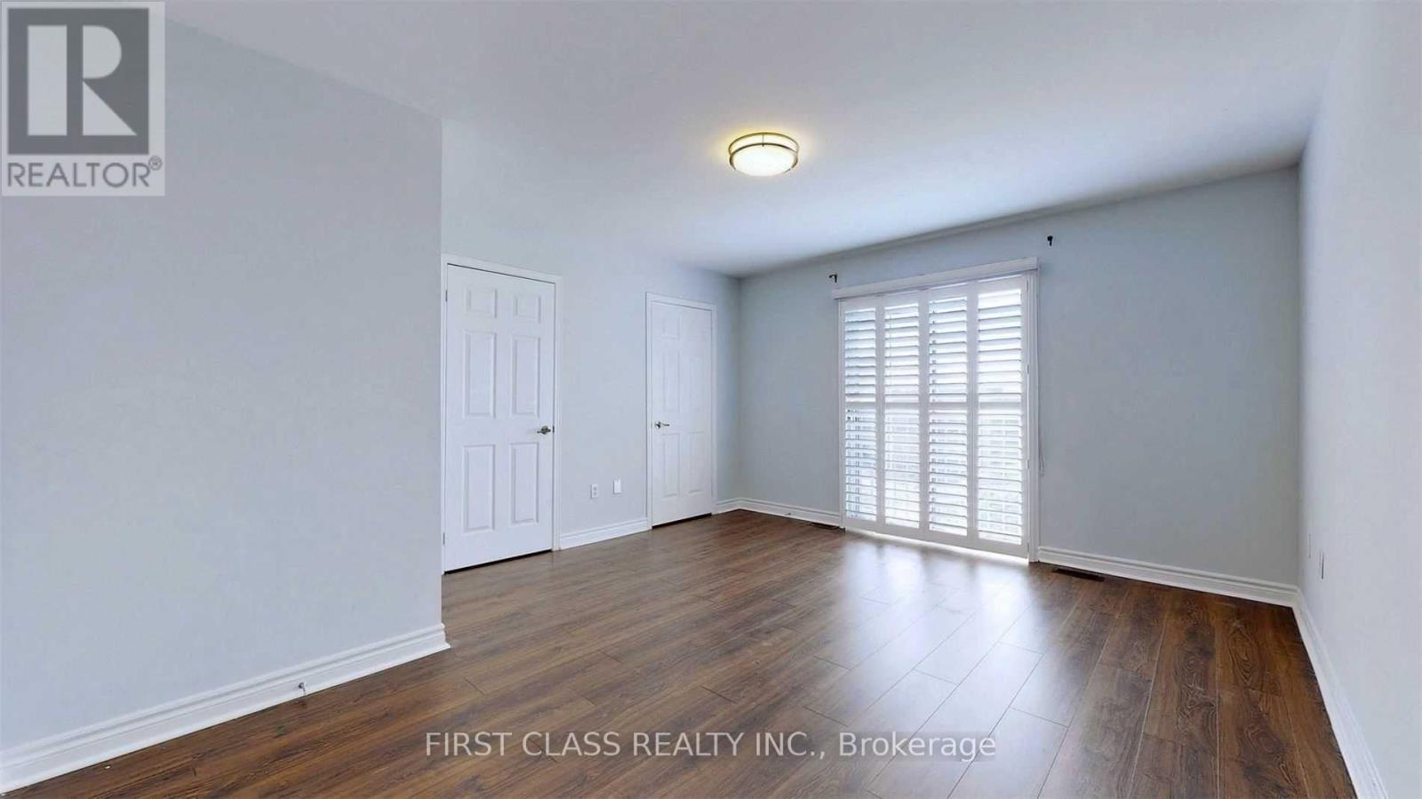 112 Revelstoke Crescent, Richmond Hill (Langstaff), Ontario  L4B 4T5 - Photo 17 - N12770186