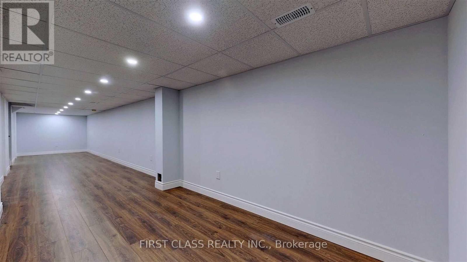 112 Revelstoke Crescent, Richmond Hill (Langstaff), Ontario  L4B 4T5 - Photo 24 - N12770186