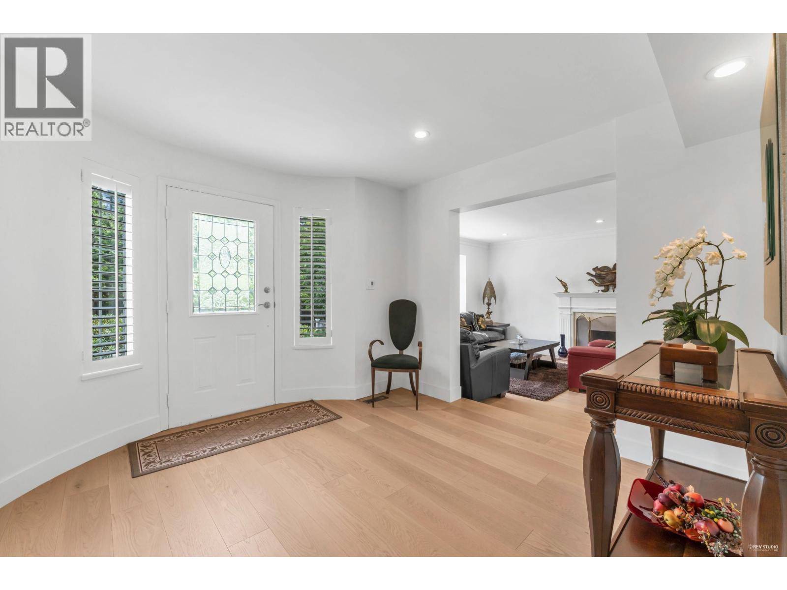 441 Inglewood Avenue, West Vancouver, British Columbia  V7T 1X2 - Photo 2 - R3086408