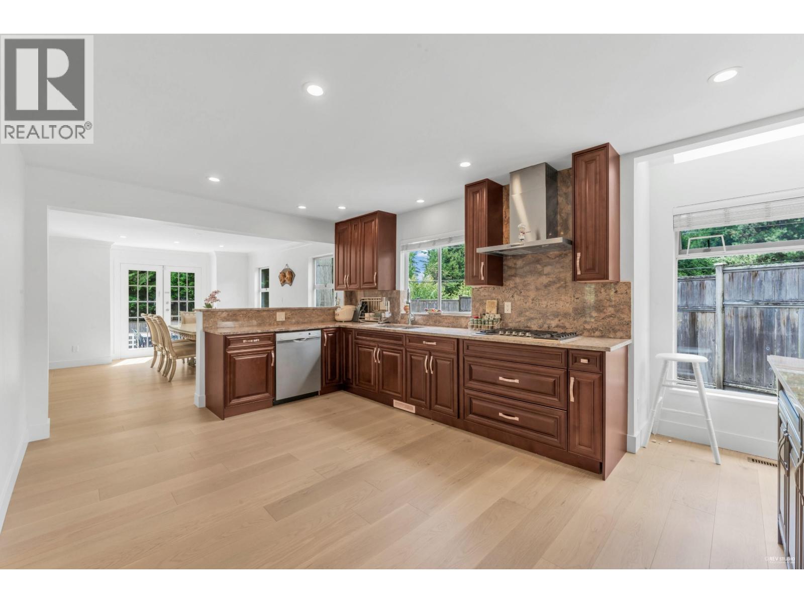 441 Inglewood Avenue, West Vancouver, British Columbia  V7T 1X2 - Photo 12 - R3086408