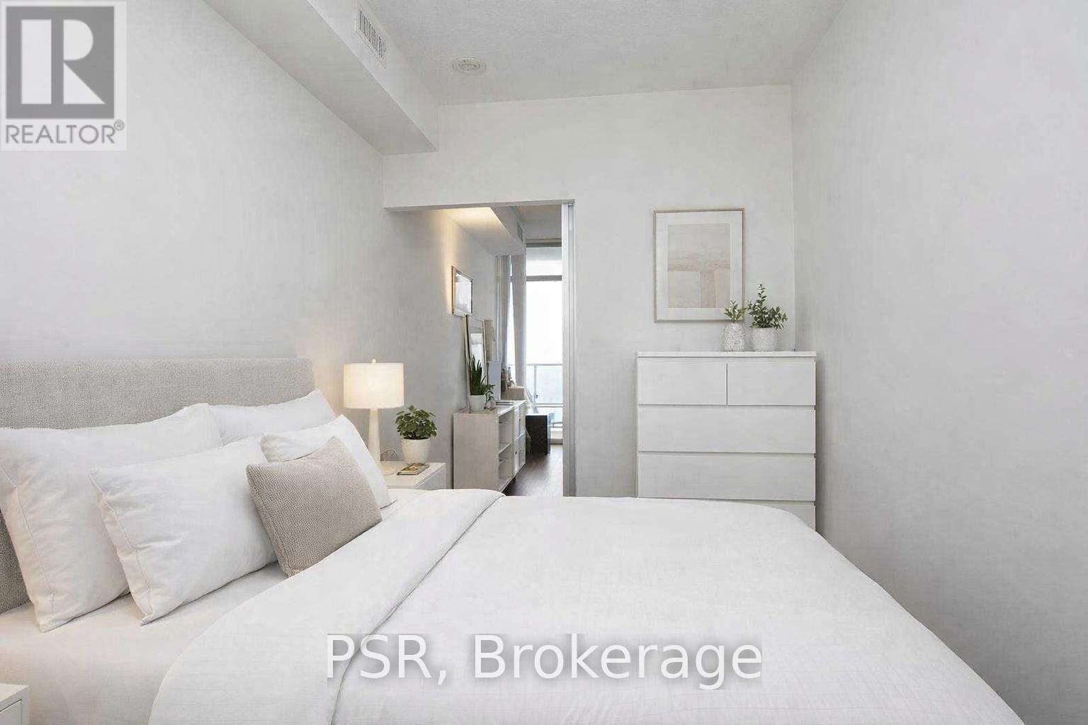 1212 - 105 The Queens Way, Toronto, Ontario  M6S 5B5 - Photo 6 - W12770212