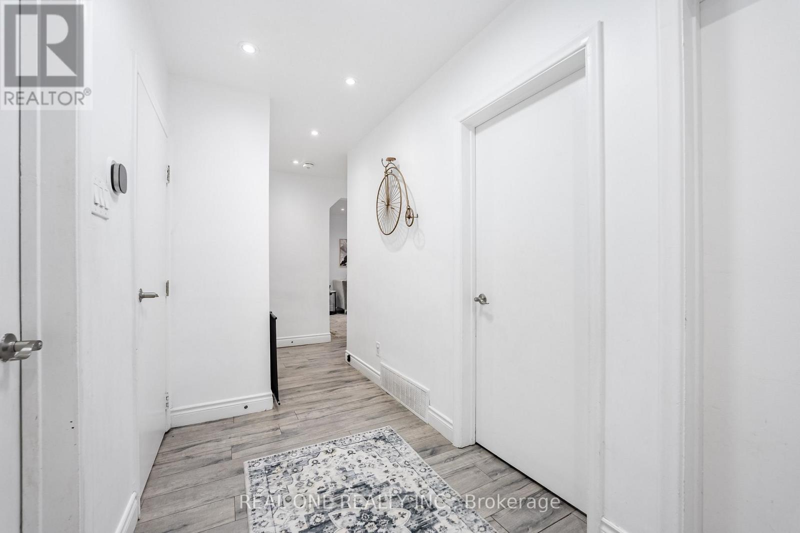 18 Courton Drive, Toronto, Ontario  M1R 1K8 - Photo 15 - E12756158