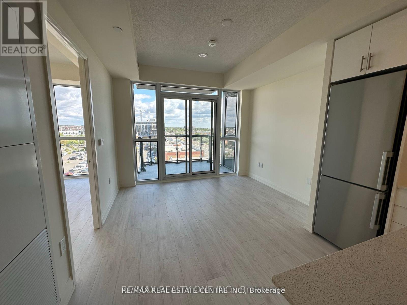 715 - 509 Dundas Street W, Oakville (Go Glenorchy), Ontario  L5M 5P4 - Photo 12 - W12770222