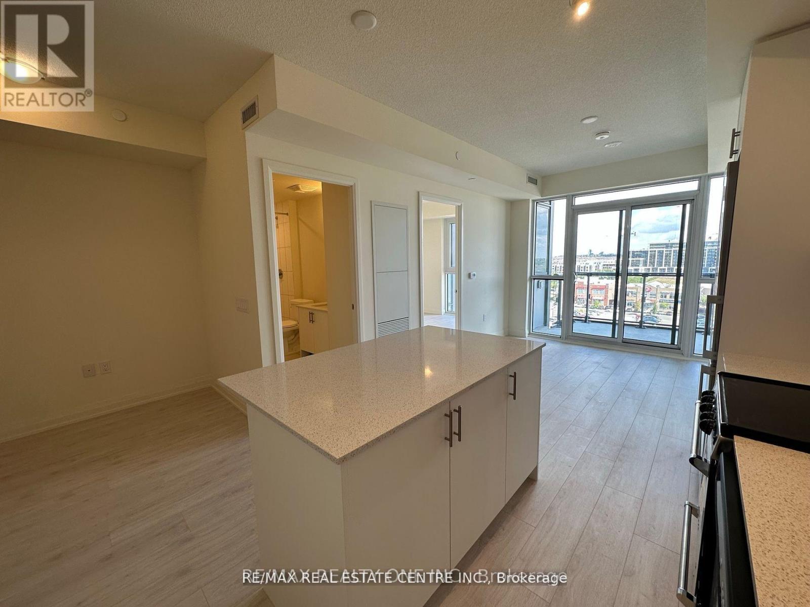 715 - 509 Dundas Street W, Oakville (Go Glenorchy), Ontario  L5M 5P4 - Photo 14 - W12770222