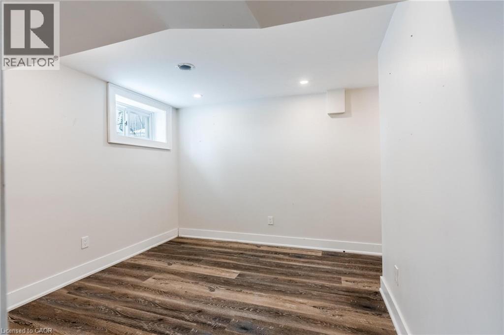 16 Ronaldshay Avenue, Hamilton, Ontario  L9A 3B1 - Photo 13 - 40803750