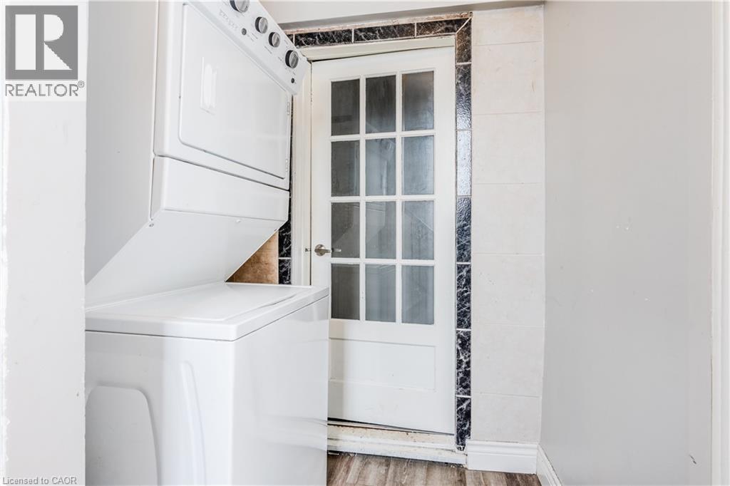 1208 West 5th Street, Hamilton, Ontario  L9B 1J6 - Photo 13 - 40803688