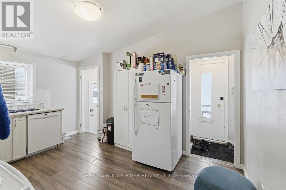 499 Raymond Street, Peterborough, Ontario  K9H 5M7 - Photo 10 - X12770218