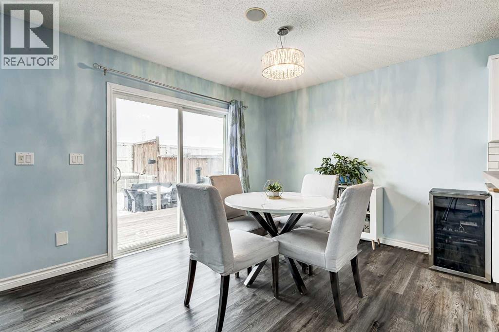 94 New Brighton Circle Se, Calgary, Alberta  T2Z 4B3 - Photo 5 - A2274050