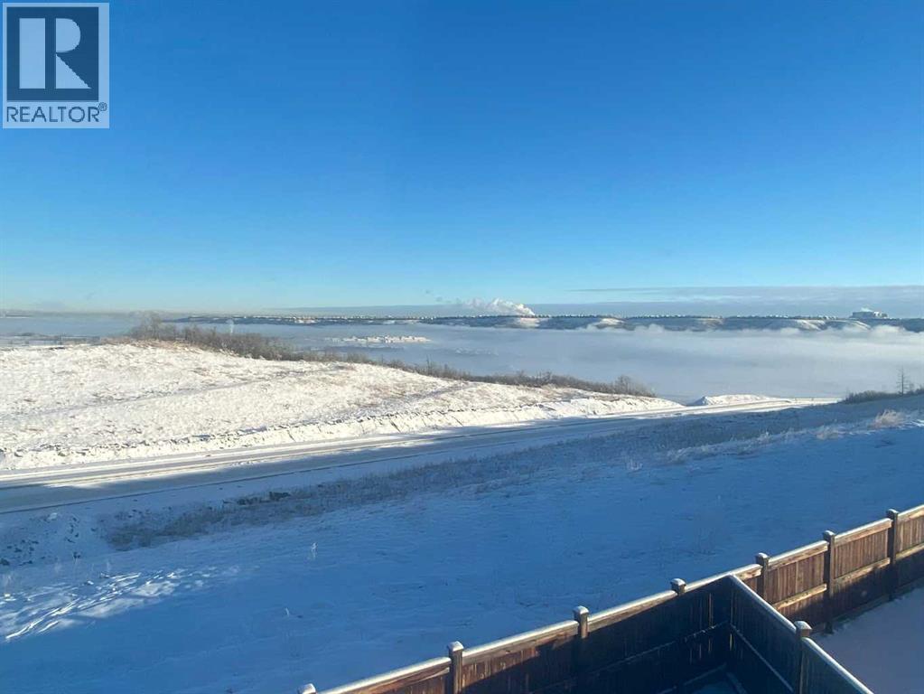 135 Legacy Reach Manor Se, Calgary, Alberta  T2X 2C5 - Photo 2 - A2257302