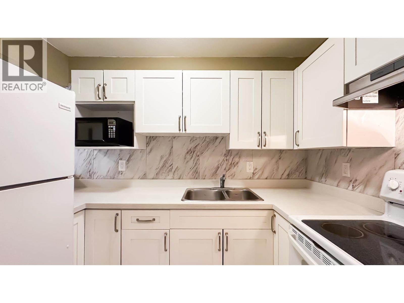 302 120 Garden Drive, Vancouver, British Columbia  V5L 4P4 - Photo 10 - R3087757