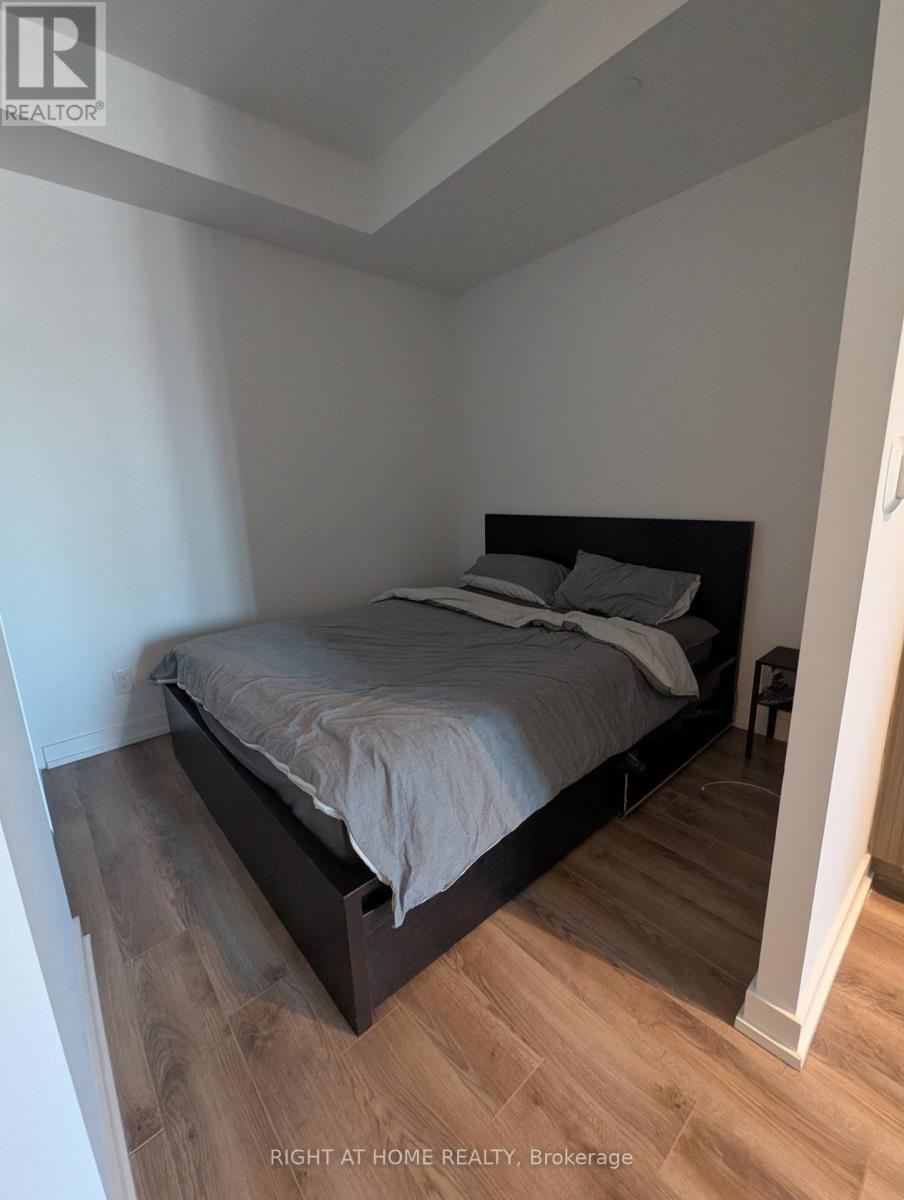 1319 - 20 Edward Street, Toronto, Ontario  M5G 0C5 - Photo 6 - C12770226