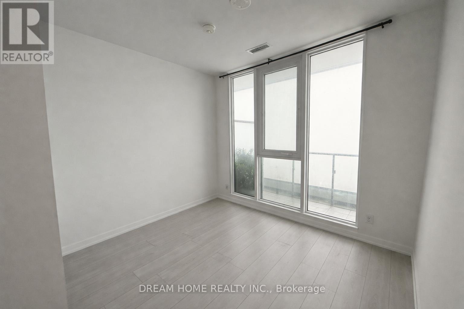 2805 - 898 Portage Parkway, Vaughan, Ontario  L4K 0J6 - Photo 4 - N12770224