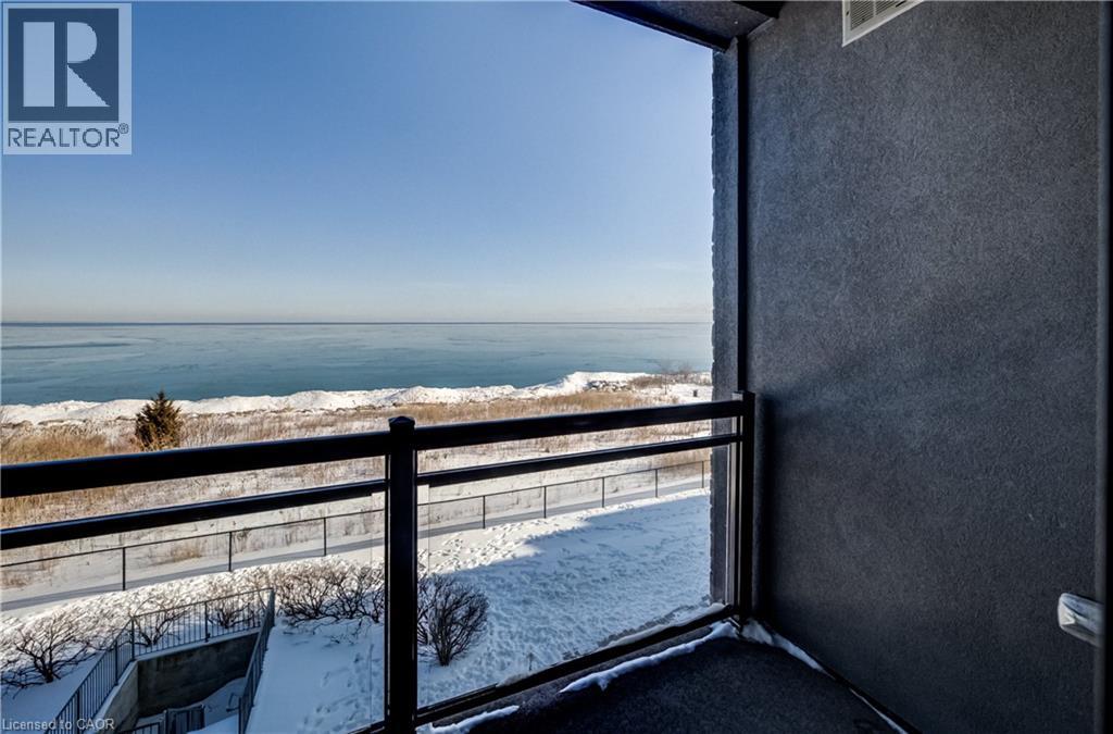 35 Southshore Crescent Unit# 303, Stoney Creek, Ontario  L8E 0J2 - Photo 2 - 40800747