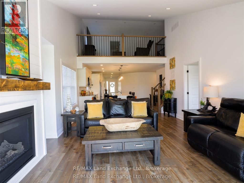 2 Fairway Lane, Saugeen Shores, Ontario  N0H 2C3 - Photo 13 - X12770236