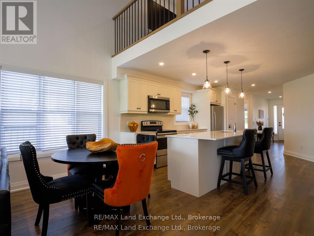 2 Fairway Lane, Saugeen Shores, Ontario  N0H 2C3 - Photo 16 - X12770236