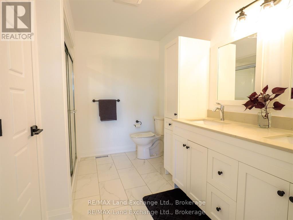 2 Fairway Lane, Saugeen Shores, Ontario  N0H 2C3 - Photo 21 - X12770236