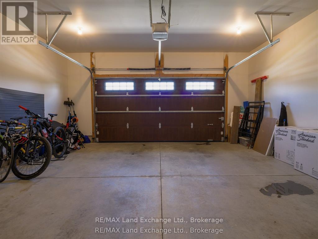 2 Fairway Lane, Saugeen Shores, Ontario  N0H 2C3 - Photo 38 - X12770236