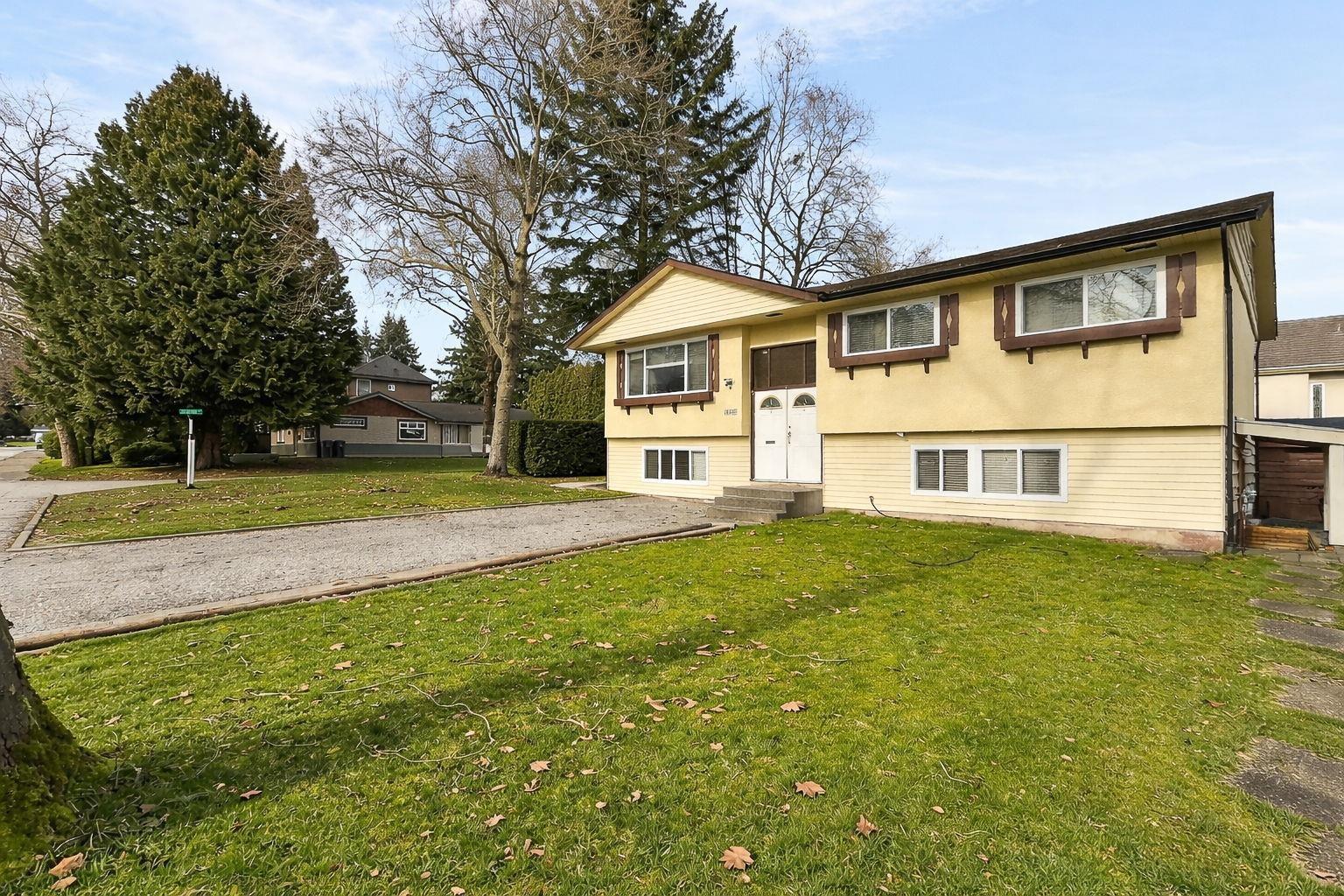 12959 Carluke Crescent, Surrey, British Columbia  V3V 6R5 - Photo 3 - R3086925