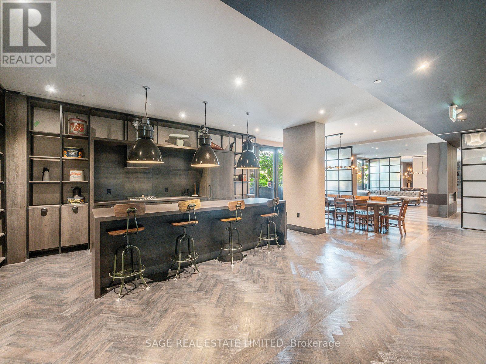 731 - 505 Richmond Street, Toronto (Waterfront Communities), Ontario  M5V 3N4 - Photo 5 - C12770240