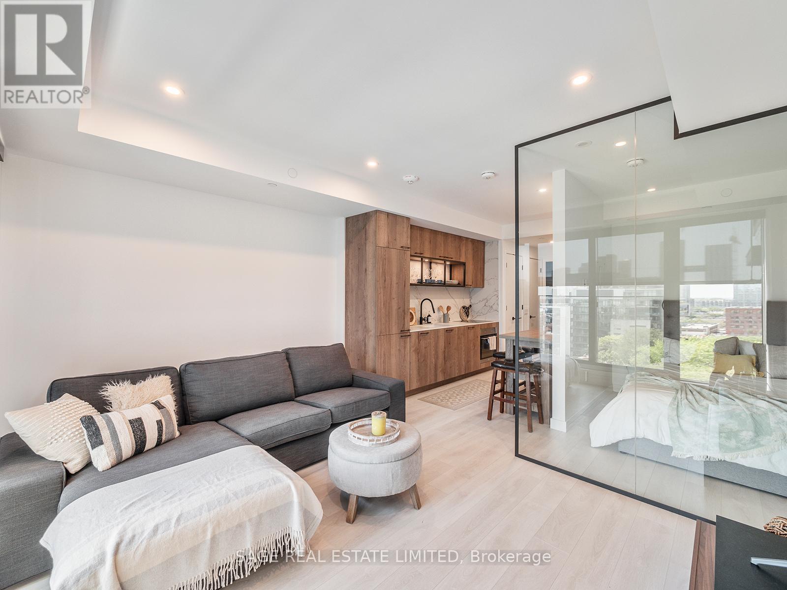 731 - 505 Richmond Street, Toronto (Waterfront Communities), Ontario  M5V 3N4 - Photo 8 - C12770240