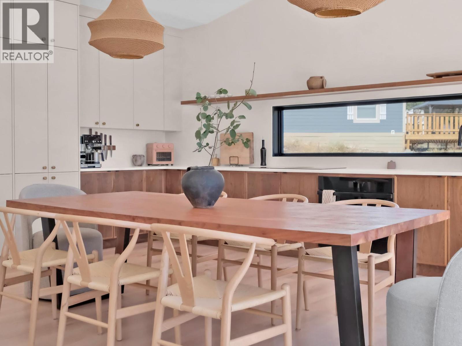 9485 Houghton Road Fintry Photo 12