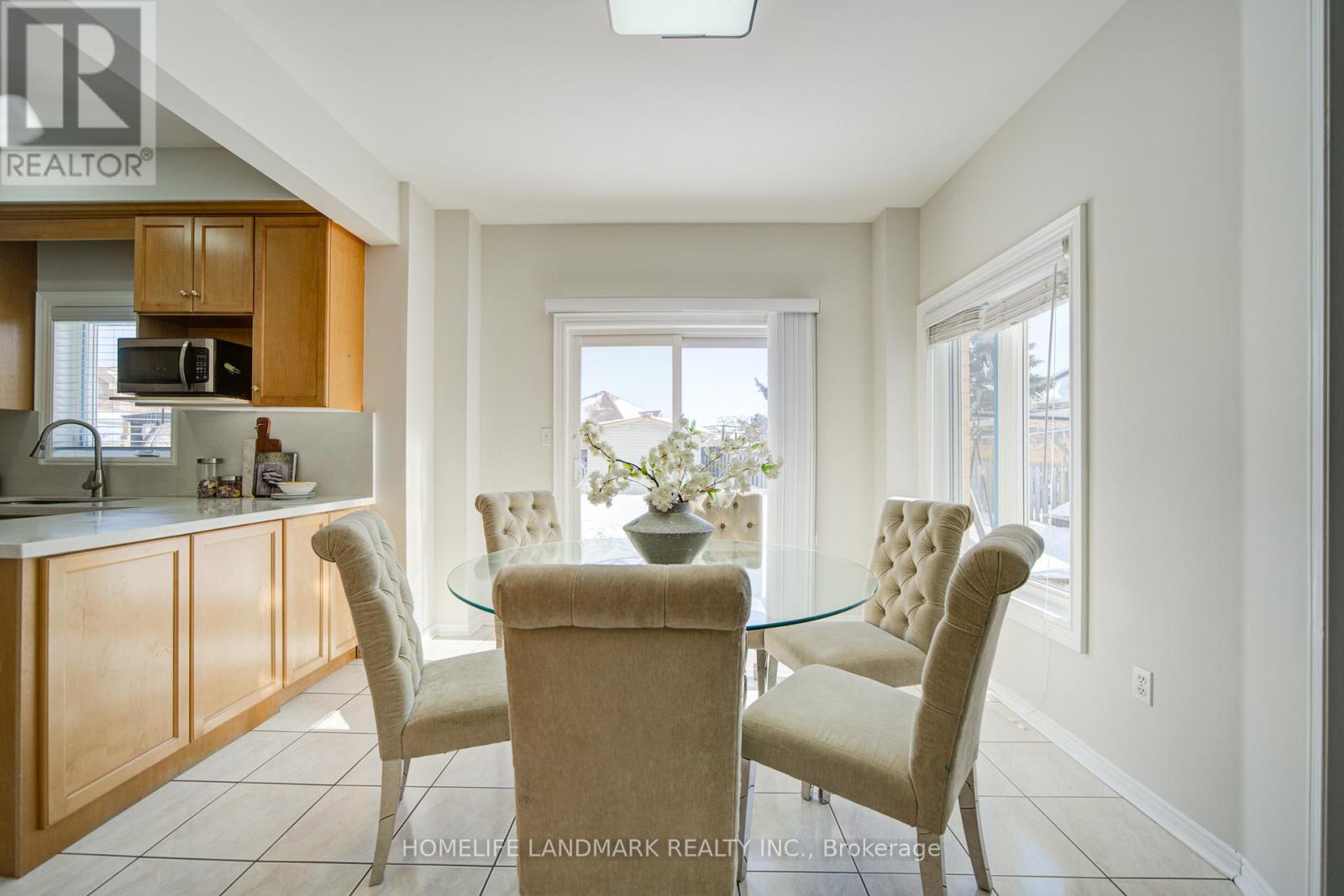 7 Walden Street, Markham (Middlefield), Ontario  L3S 3M1 - Photo 11 - N12770242