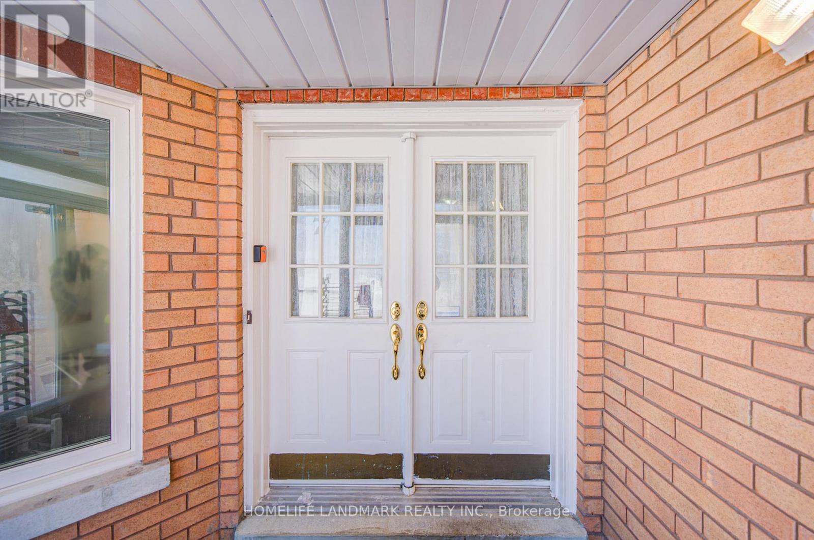 7 Walden Street, Markham (Middlefield), Ontario  L3S 3M1 - Photo 2 - N12770242