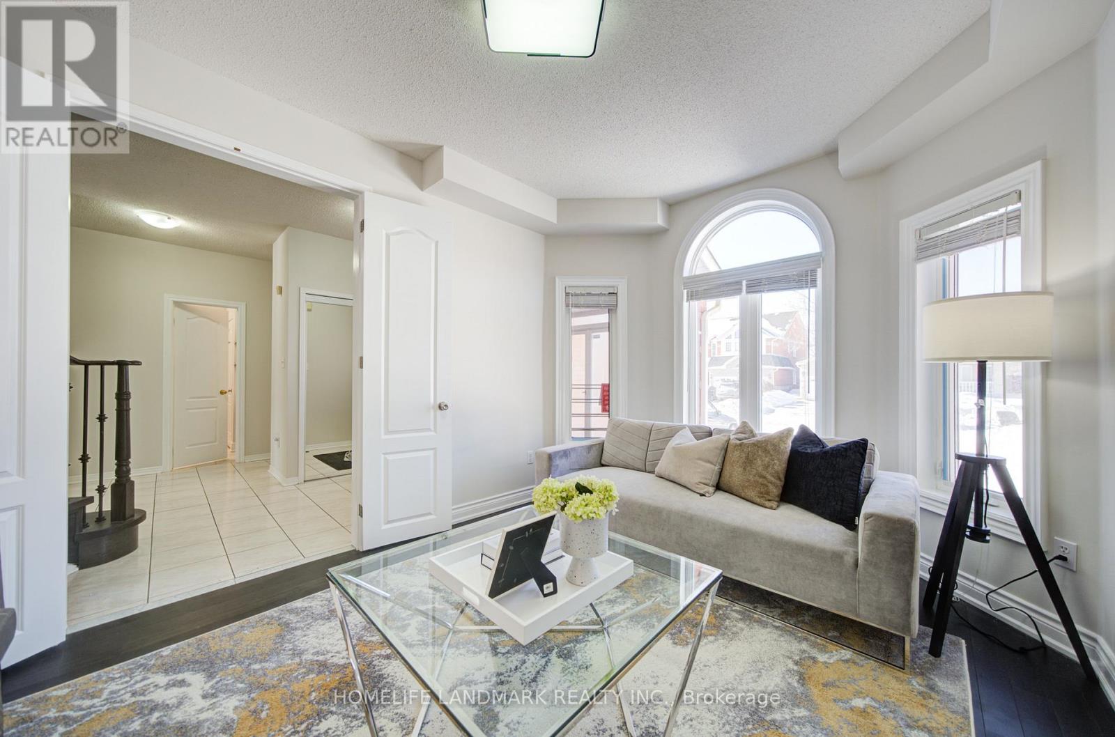 7 Walden Street, Markham (Middlefield), Ontario  L3S 3M1 - Photo 7 - N12770242