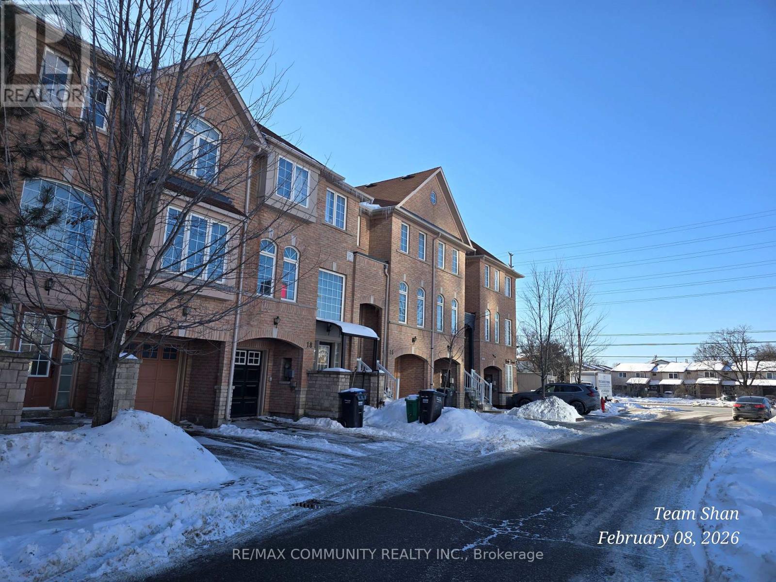 16 BERNARD AVENUE, Brampton, Ontario