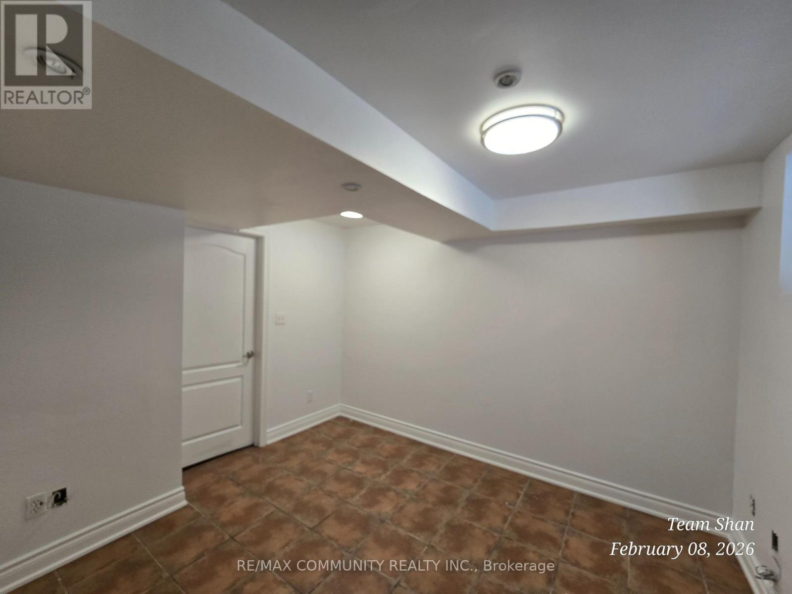 16 Bernard Avenue, Brampton, Ontario  L6Y 5S6 - Photo 25 - W12769102