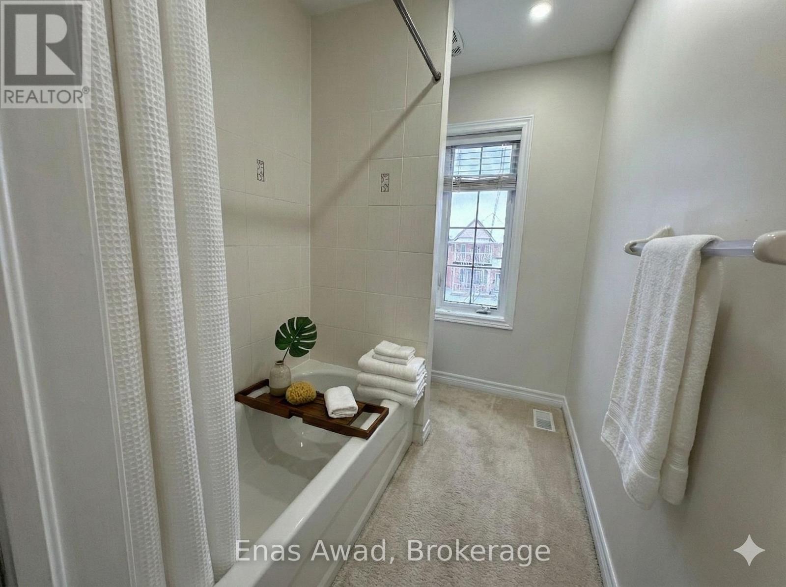 968 Green Street, Innisfil, Ontario  L0L 1W0 - Photo 33 - N12445132