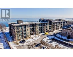 303 - 35 SOUTHSHORE CRESCENT, Hamilton, Ontario