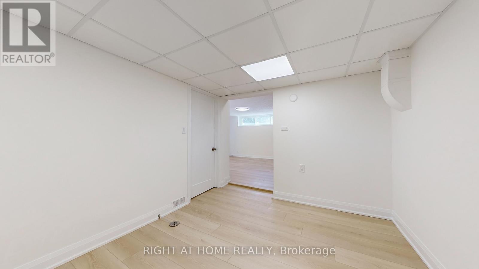 12 Courtham Avenue, Markham, Ontario  L3T 1G3 - Photo 36 - N12770252